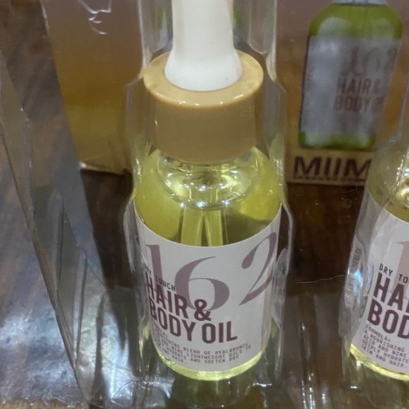 The Viral Gourmands 4-Piece Hair & Body Oil Set - Picture 2 of 11